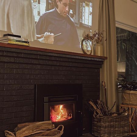 Harrys House Warburton - Peaceful Riverside Cottage In The Perfect Location Buitenkant foto