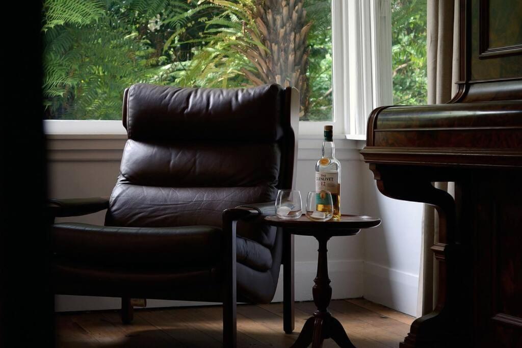 Harrys House Warburton - Peaceful Riverside Cottage In The Perfect Location Buitenkant foto
