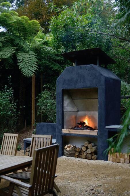 Harrys House Warburton - Peaceful Riverside Cottage In The Perfect Location Buitenkant foto
